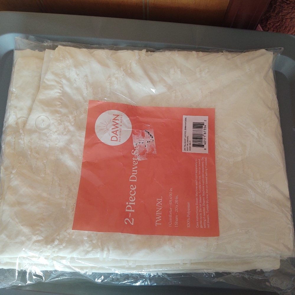 Dawn bedding & more 2 piece  duvet sets twin XL